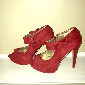 Brand new red heels